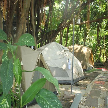 Do Dee Cafe Bangkok Hostel 外观 照片