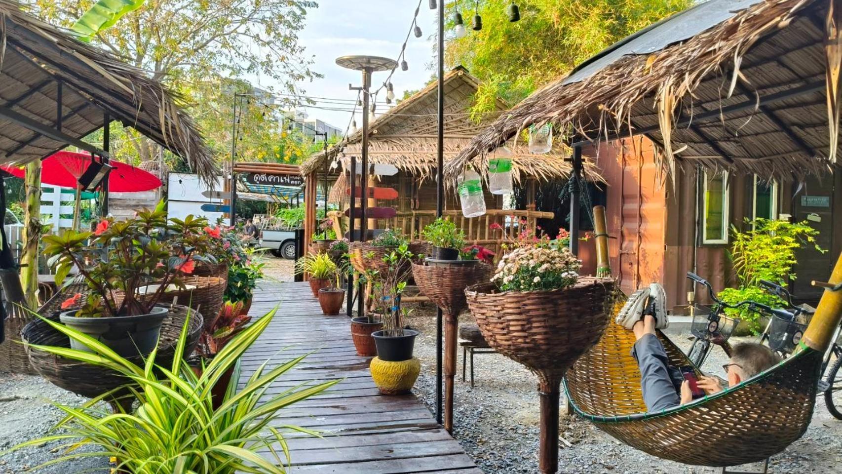 Do Dee Cafe Bangkok Hostel 外观 照片